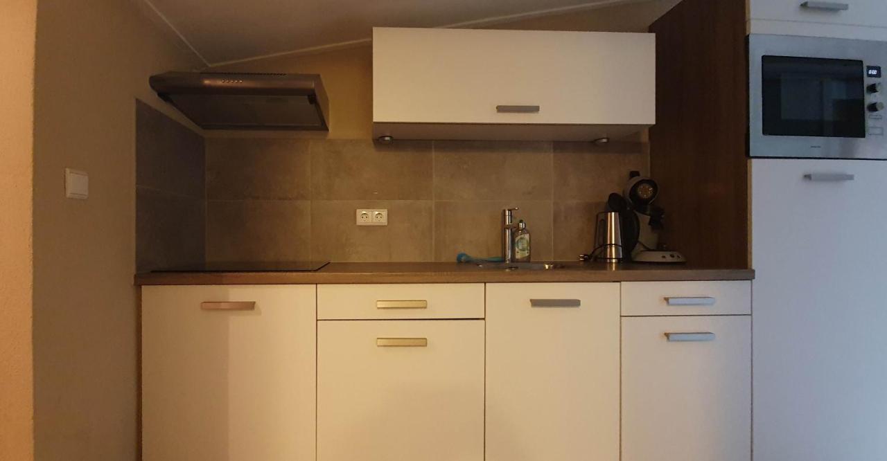 Appartamento Dorpsdijk 53A Vrouwenpolder Esterno foto