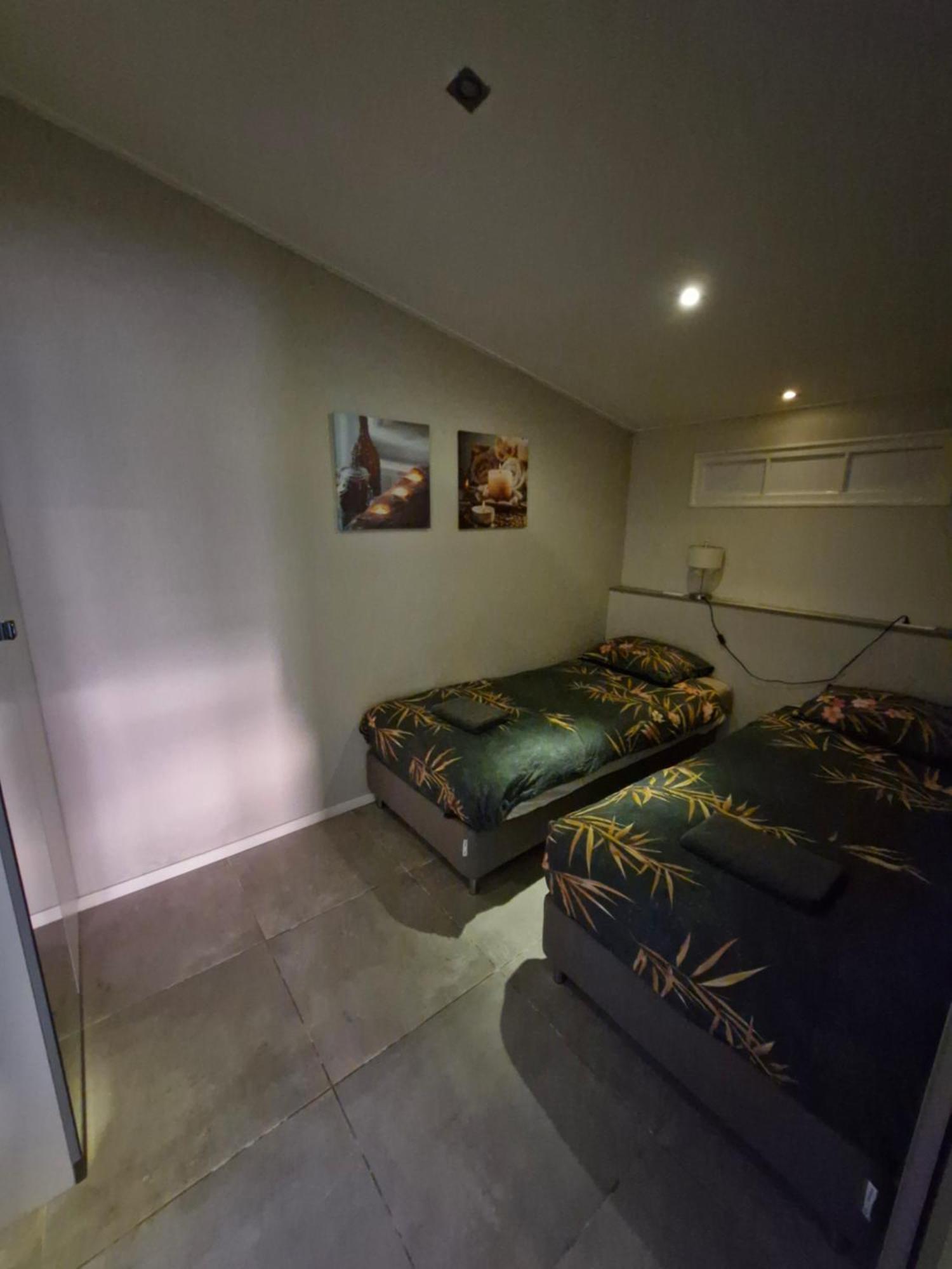 Appartamento Dorpsdijk 53A Vrouwenpolder Esterno foto