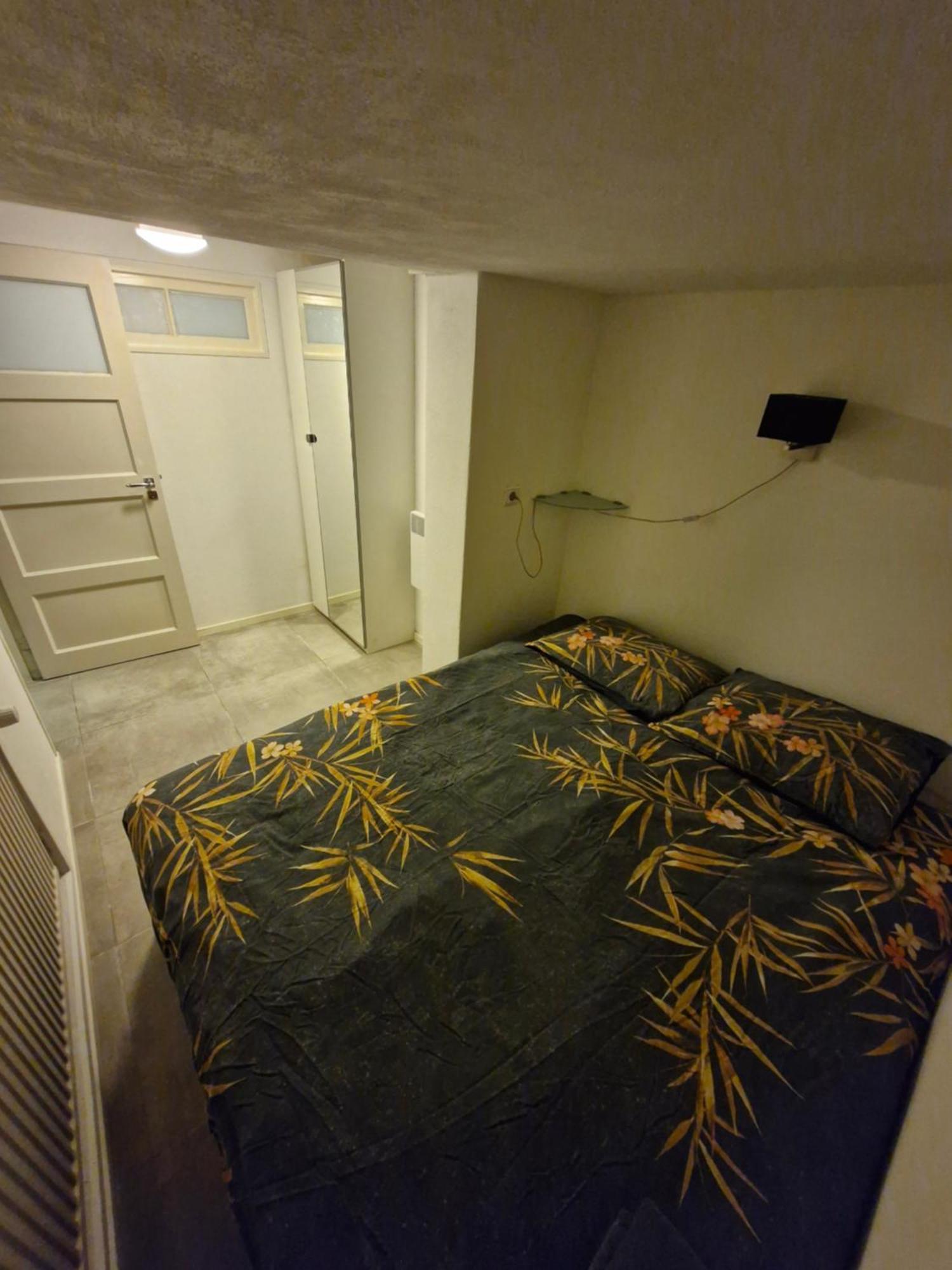 Appartamento Dorpsdijk 53A Vrouwenpolder Esterno foto
